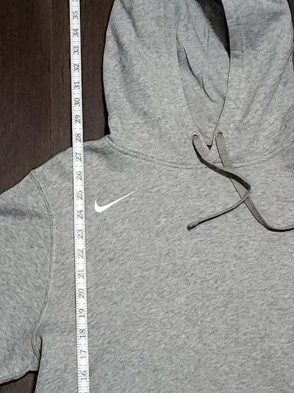 Nike Plain Small Logo Hoodie