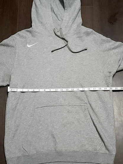 Nike Plain Small Logo Hoodie