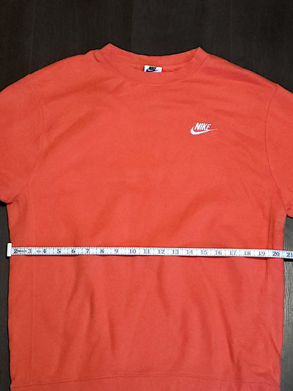 Nike Small Logo Sweater