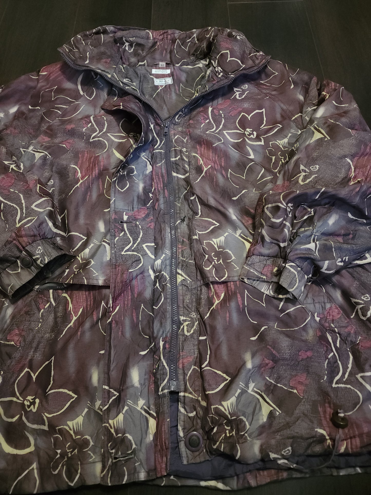 Vintage burgundy floral pattern jacket