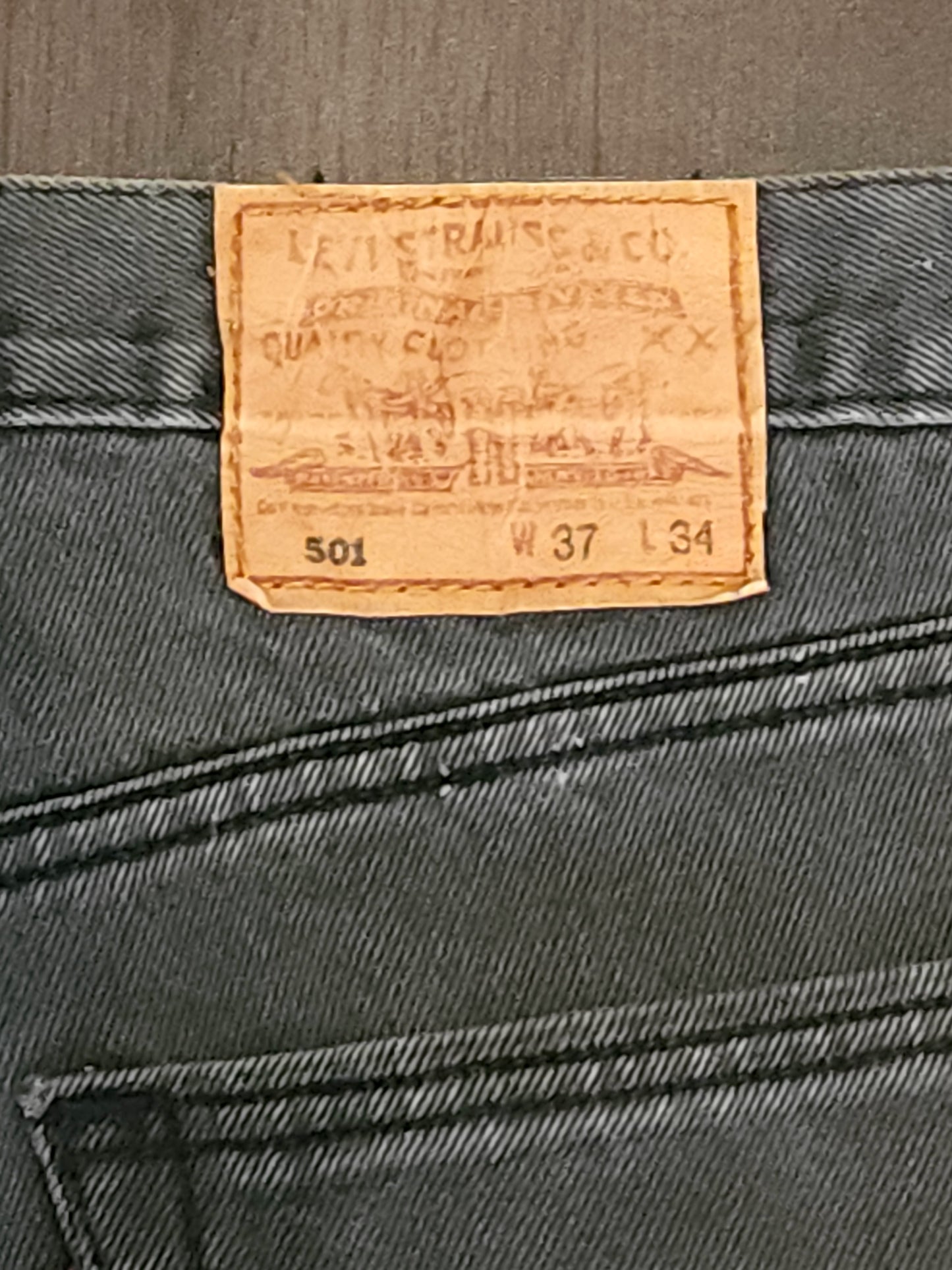 Vintage Levi’s 501 Straight Button Jeans W37 L34