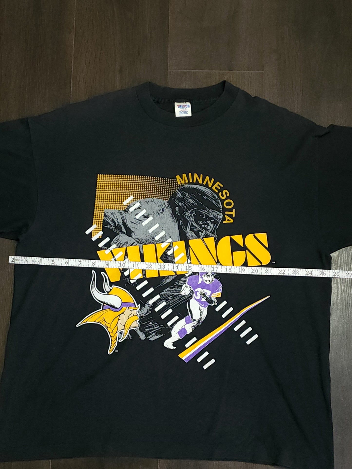 Vintage 90's Minnesota Vikings NFL T-Shirt