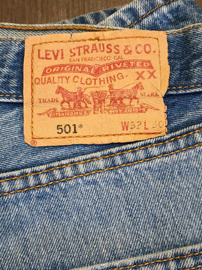 Vintage Levi’s 501  Straight Button Jeans W32 L30