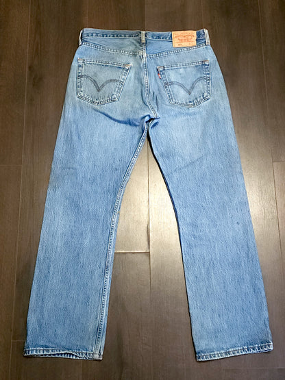 Vintage Levi’s 501  Straight Button Jeans W32 L30